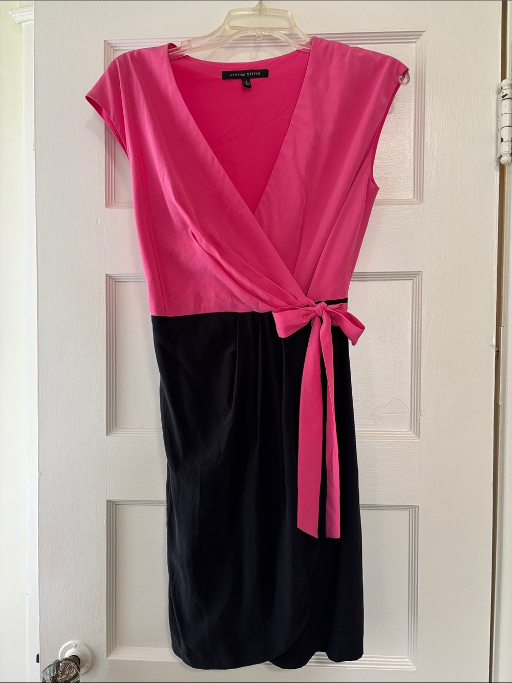 Cynthia Steffe Black & Hot Pink Silk Wrap Dress True Vintage Size 4